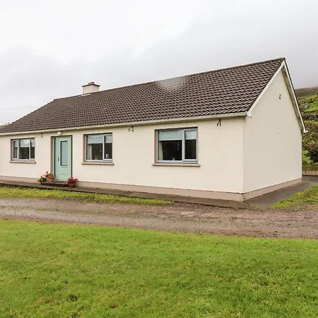 Holiday home Lyreboy *